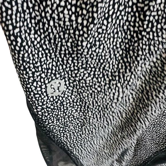 Lululemon Invigorate Chakra Print Luxtreme Zipper Pocket Leggings - Picture 8 of 9
